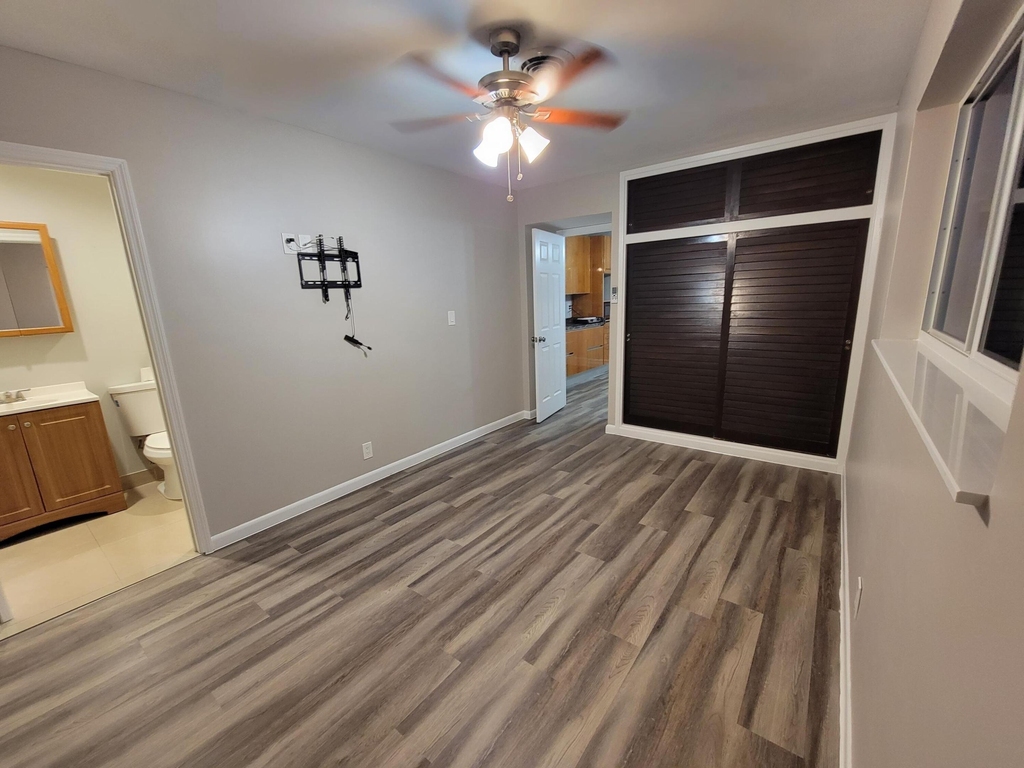 1611 Nw 63rd Avenue - Photo 9