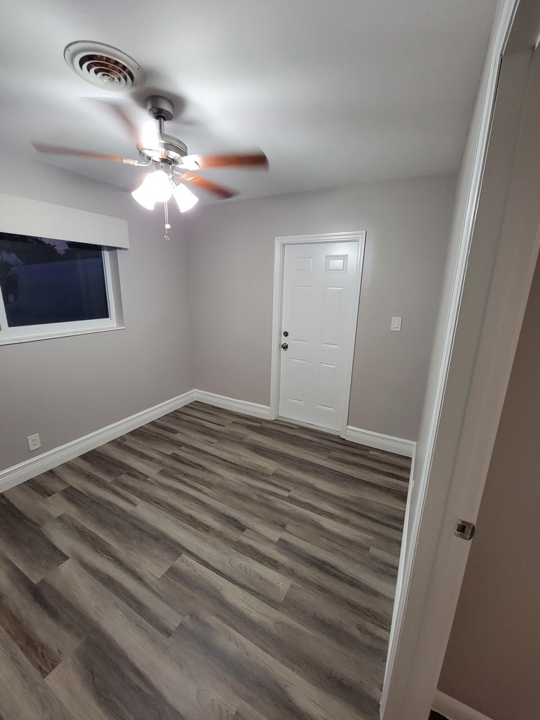1611 Nw 63rd Avenue - Photo 11