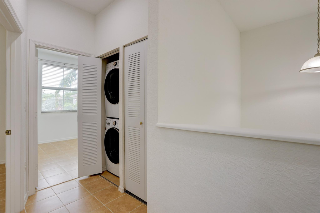 2851 W Prospect Road - Photo 20
