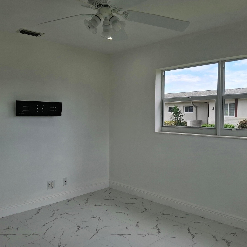 2739 Emory Drive W - Photo 12