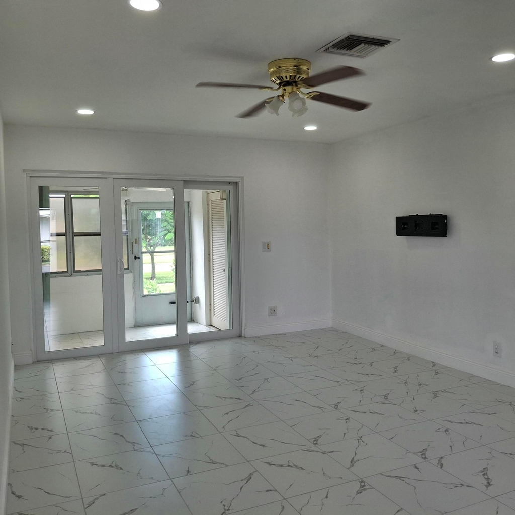 2739 Emory Drive W - Photo 1