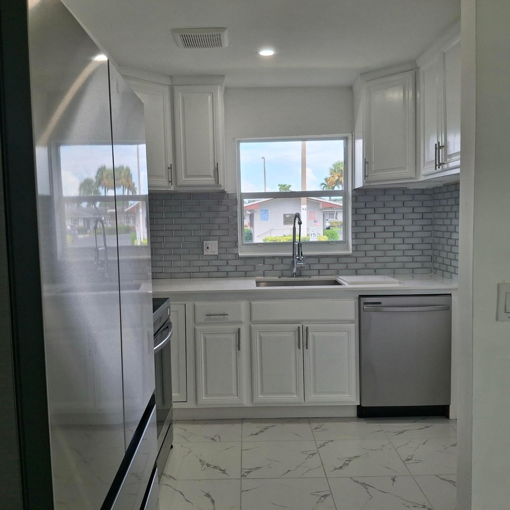 2739 Emory Drive W - Photo 6
