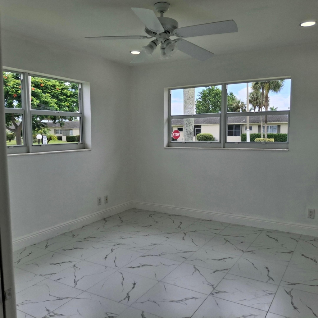 2739 Emory Drive W - Photo 10