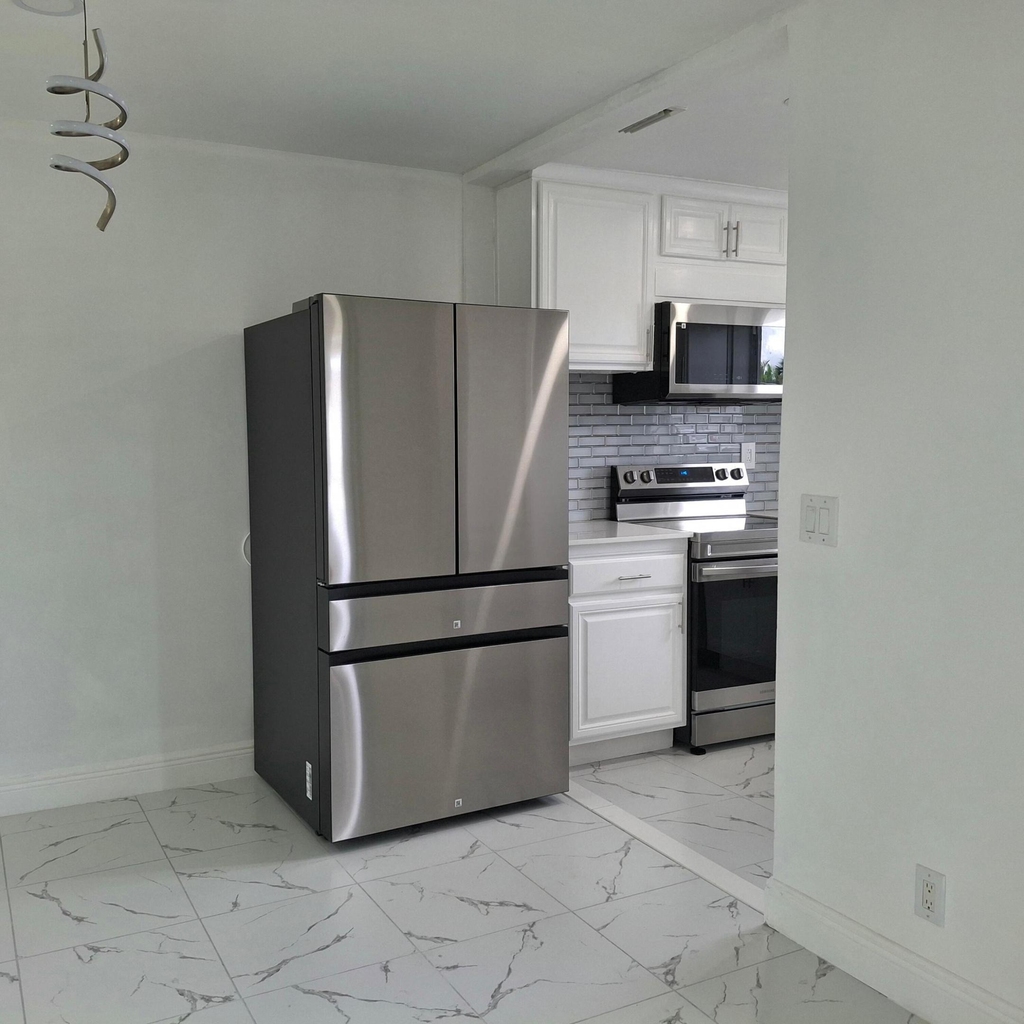 2739 Emory Drive W - Photo 4