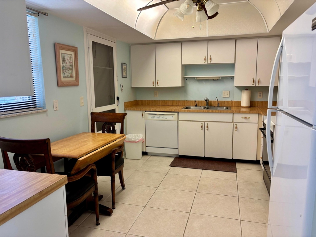 3 Se Turtle Creek Drive - Photo 3