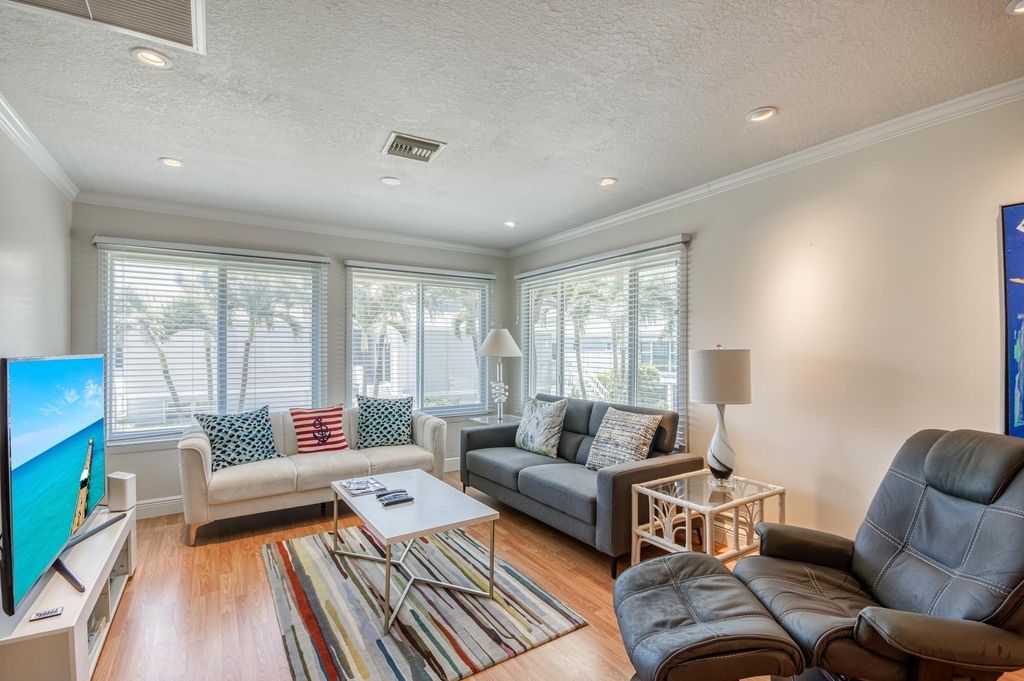 1501 Ne Ocean Boulevard - Photo 9