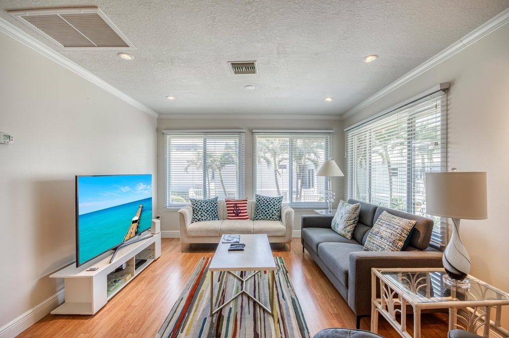 1501 Ne Ocean Boulevard - Photo 8