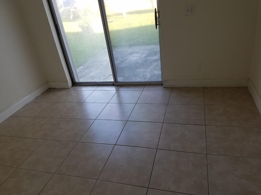 4934 Nw 55th Court - Photo 4