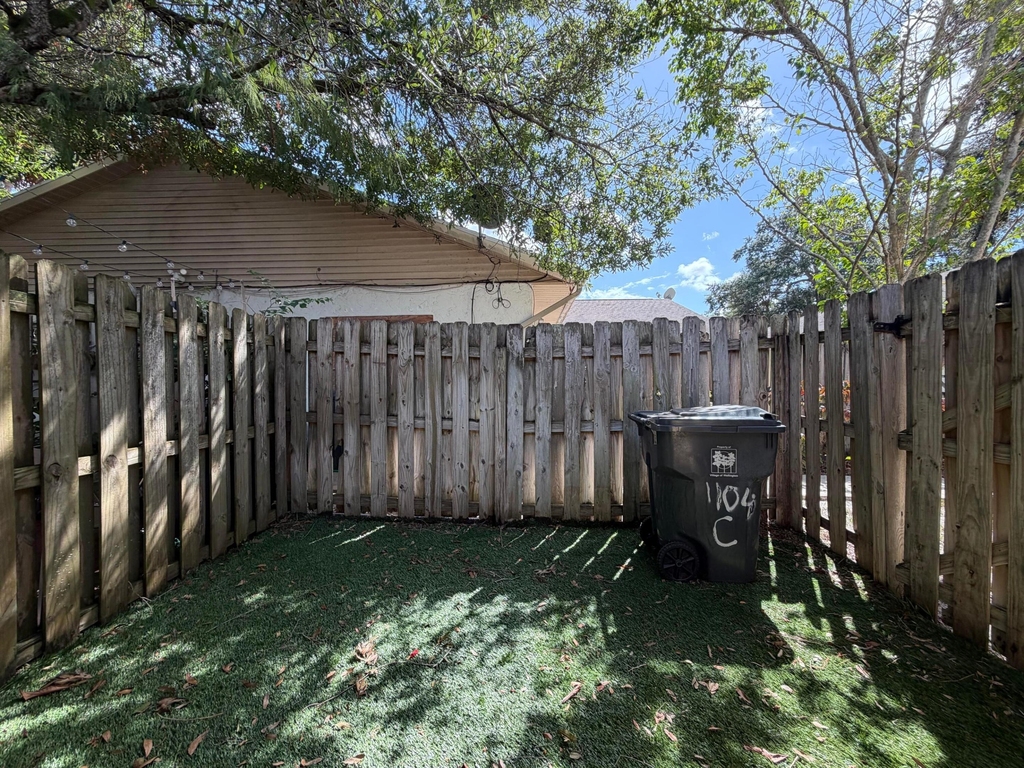 1104 Goldenrod Road - Photo 14