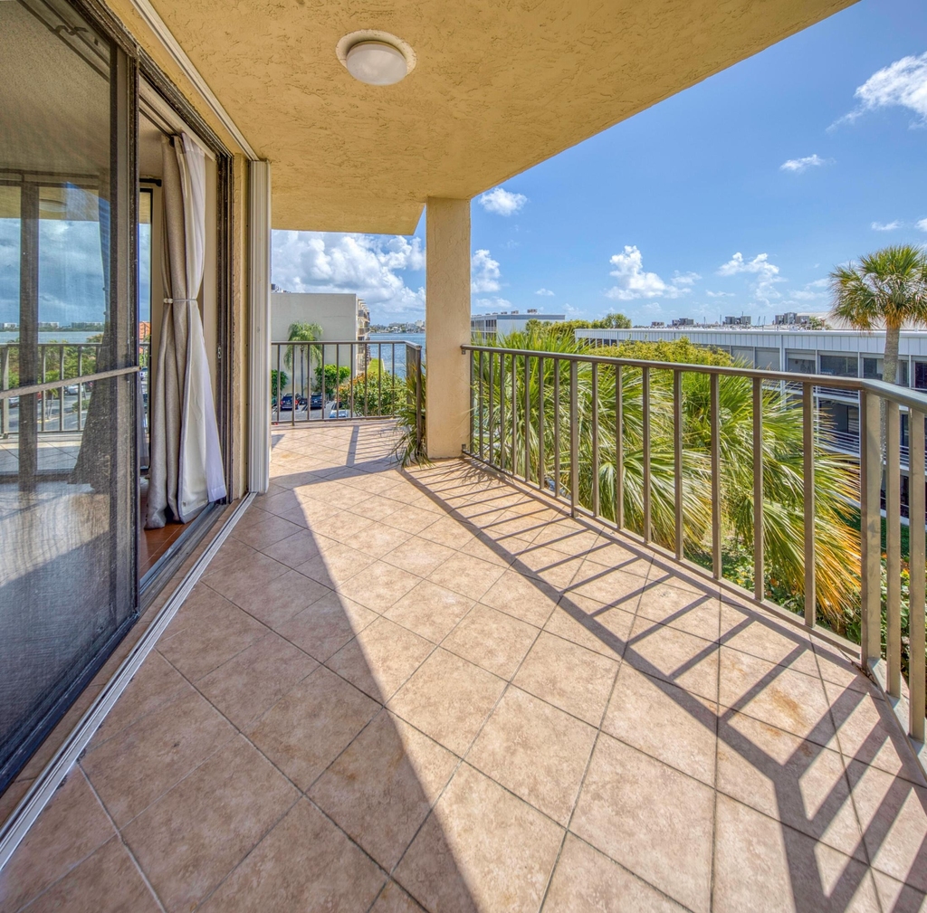 890 N Federal Highway - Photo 9