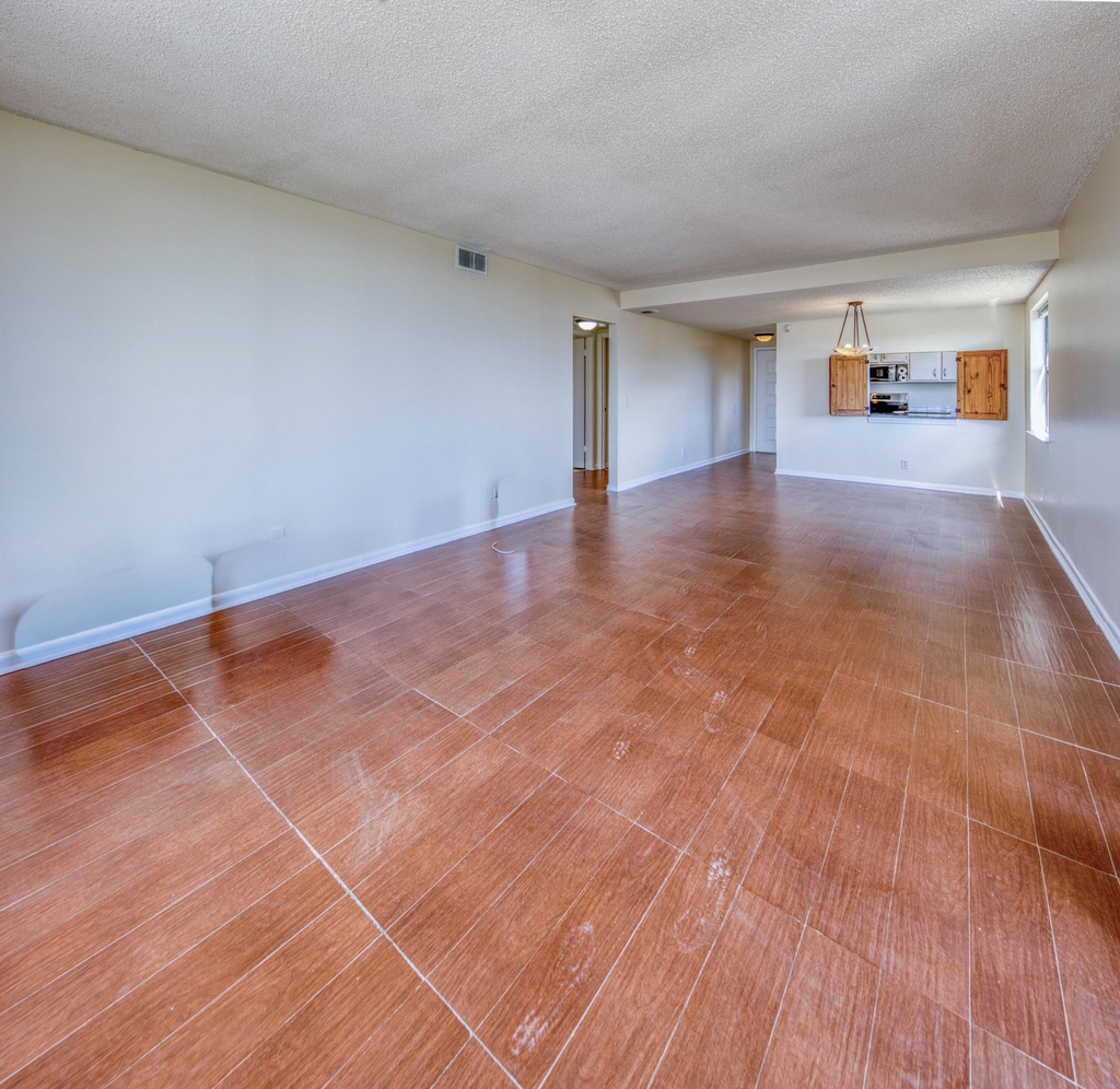 890 N Federal Highway - Photo 5