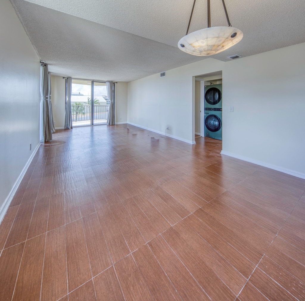890 N Federal Highway - Photo 4