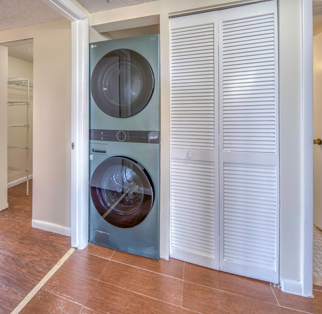 890 N Federal Highway - Photo 20