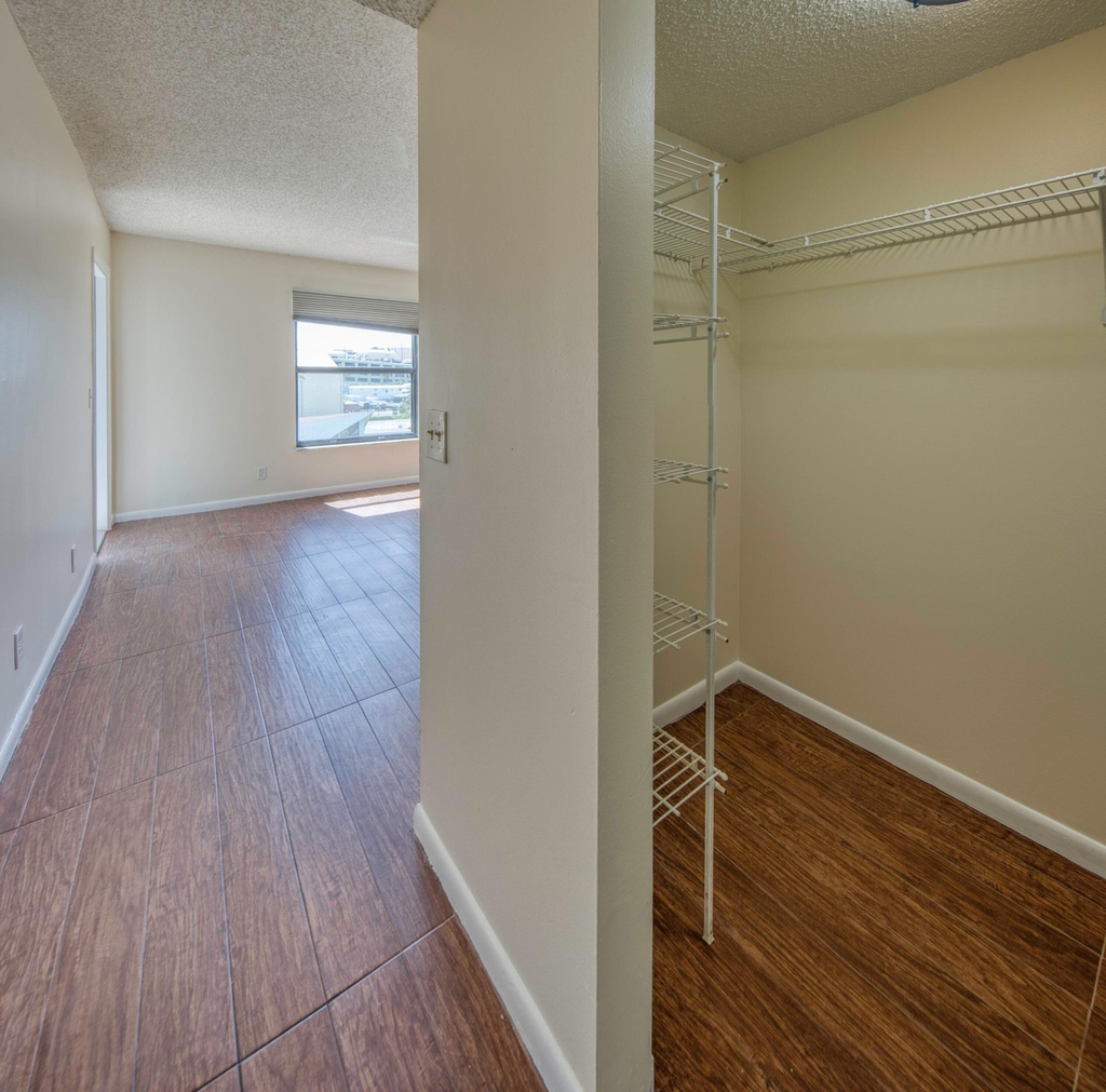 890 N Federal Highway - Photo 24
