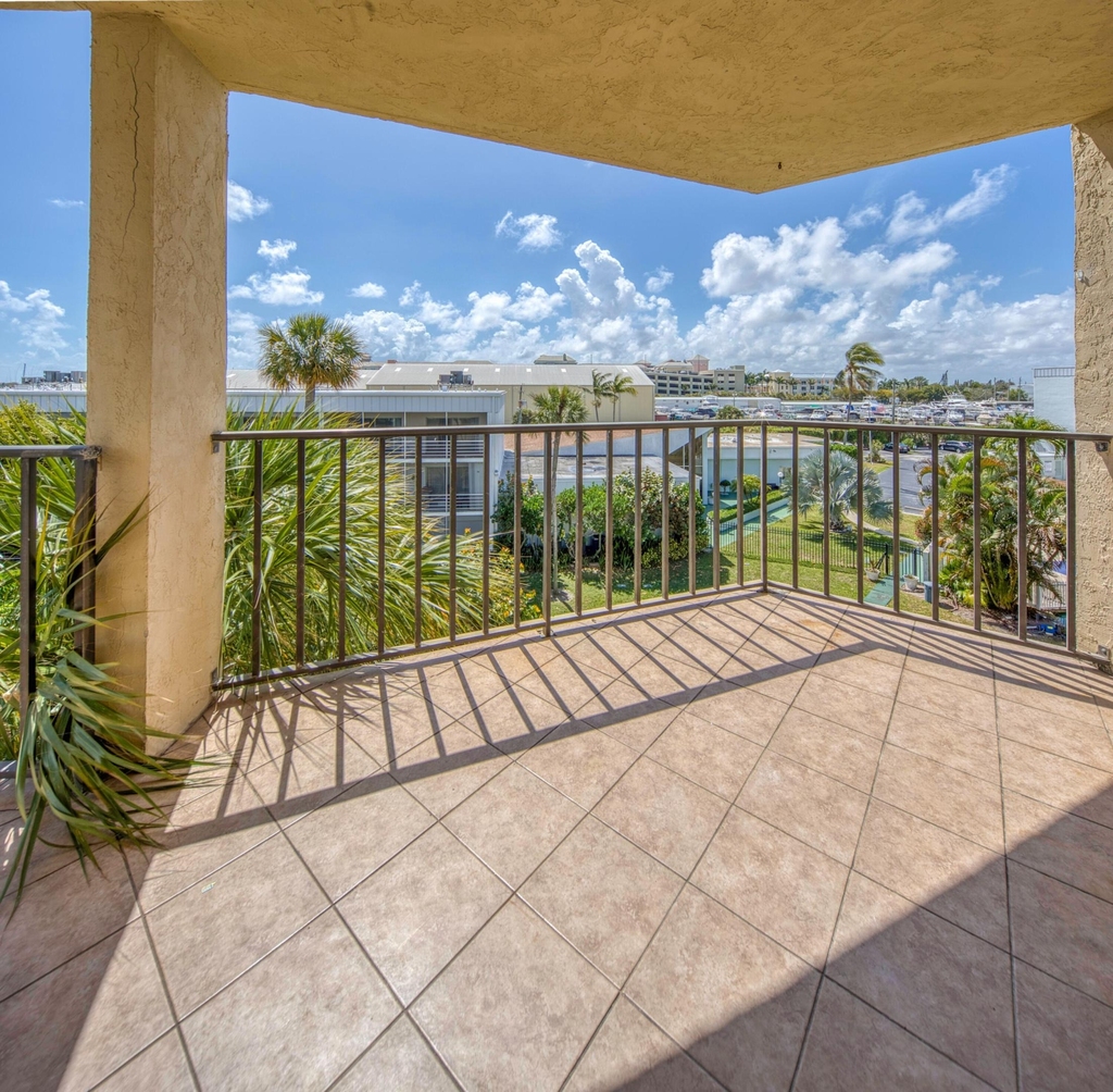 890 N Federal Highway - Photo 8