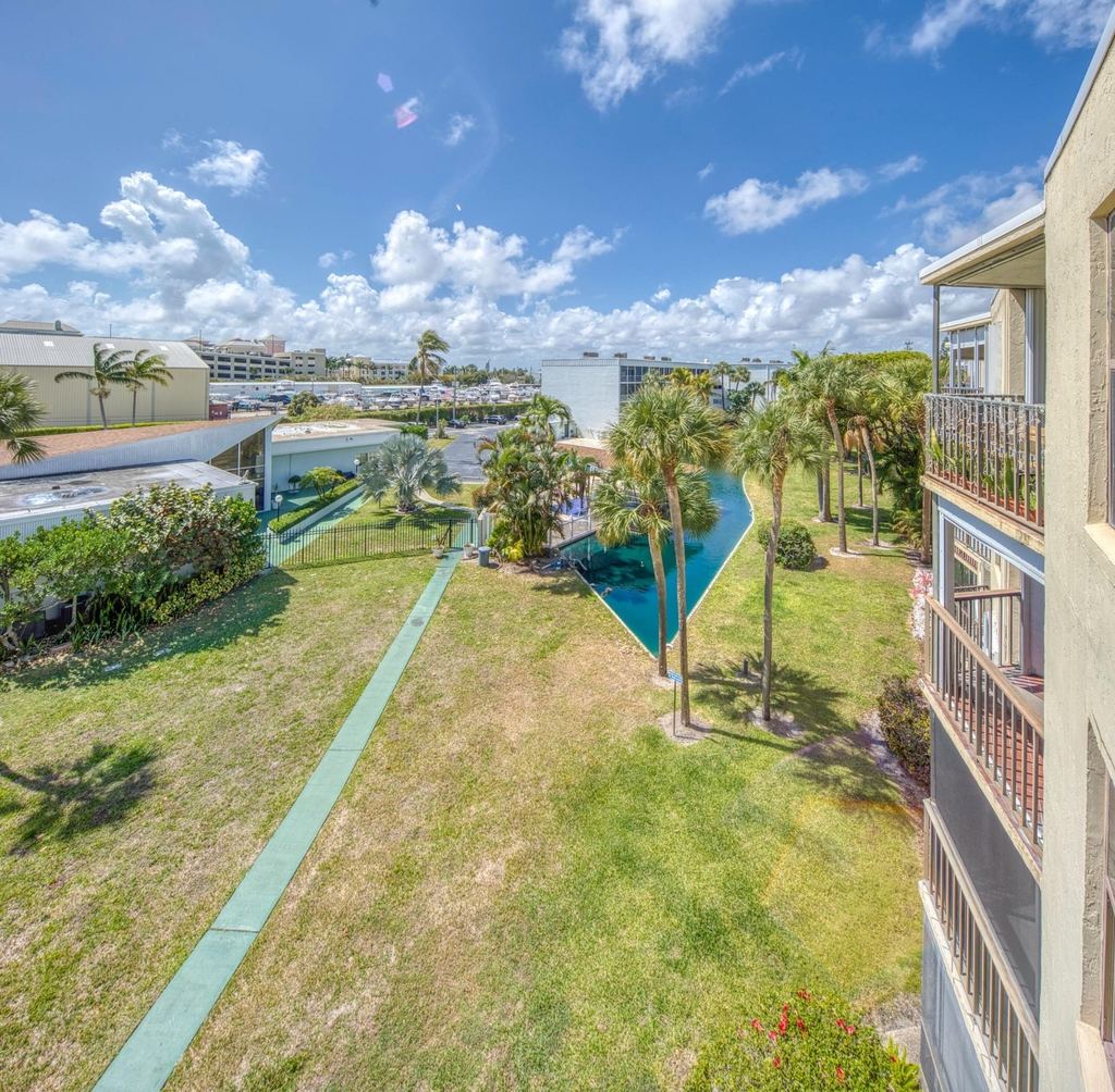 890 N Federal Highway - Photo 10
