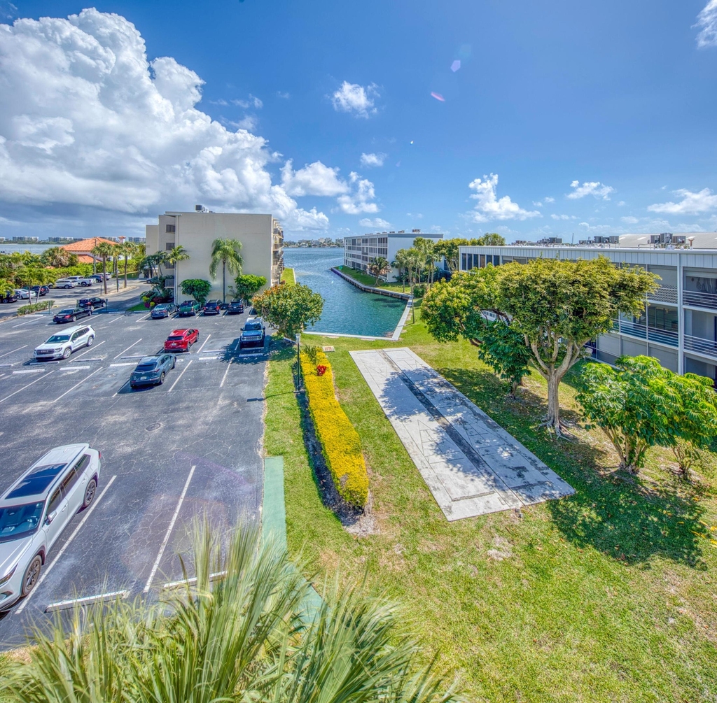 890 N Federal Highway - Photo 12