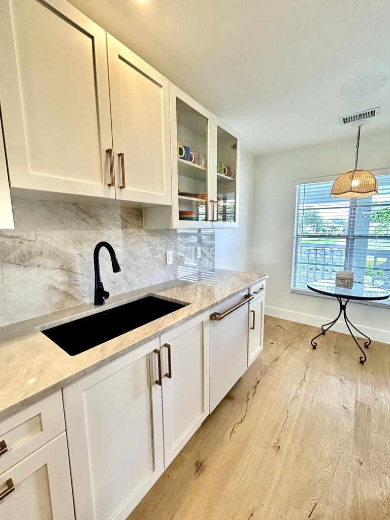 1030 Silk Oak Terrace - Photo 2