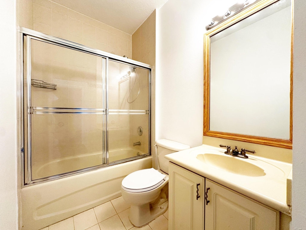614 Sw 106th Avenue - Photo 6