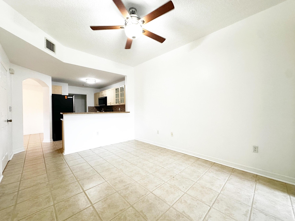 614 Sw 106th Avenue - Photo 3