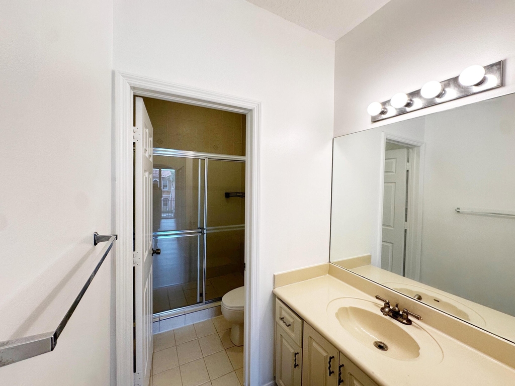 614 Sw 106th Avenue - Photo 9