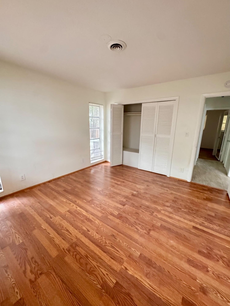 1213 Se 1st Street - Photo 12