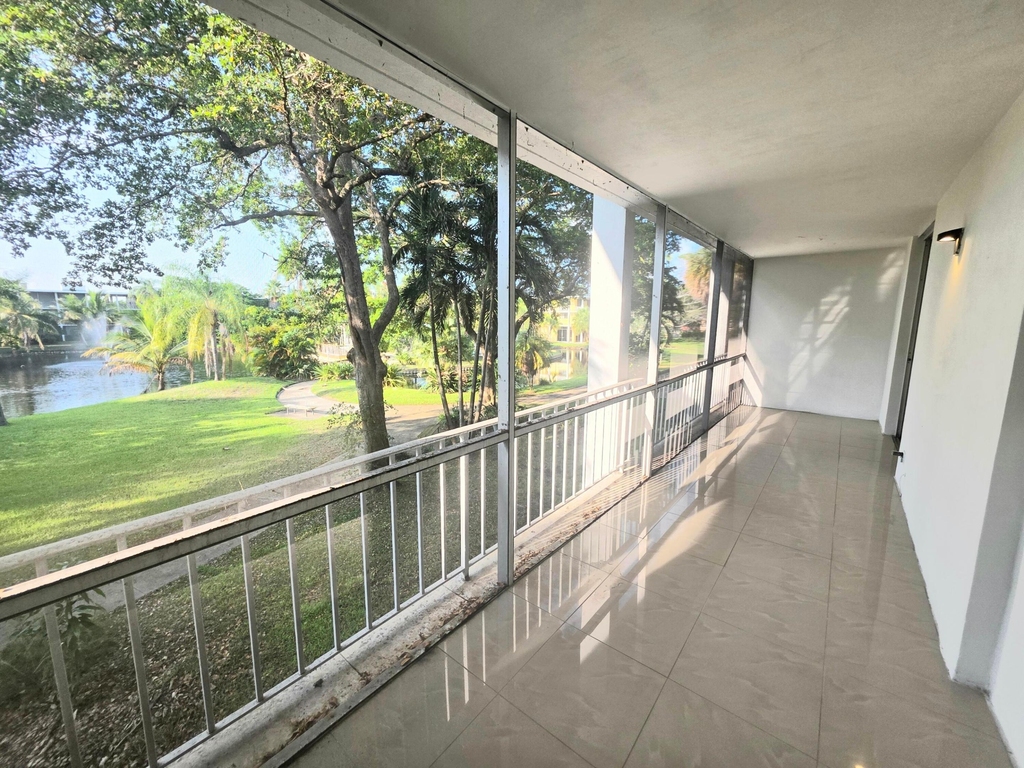 777 Se 2nd Avenue - Photo 8