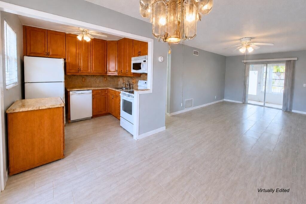 2192 Ne 1st Way - Photo 2