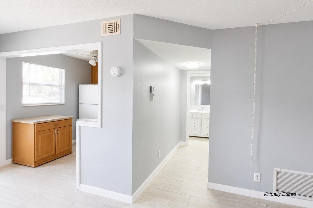 2192 Ne 1st Way - Photo 4