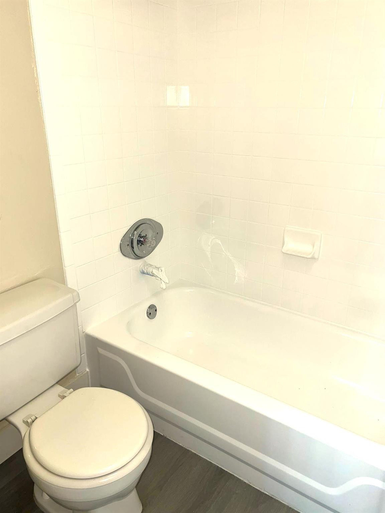 11241 W Atlantic Boulevard - Photo 9