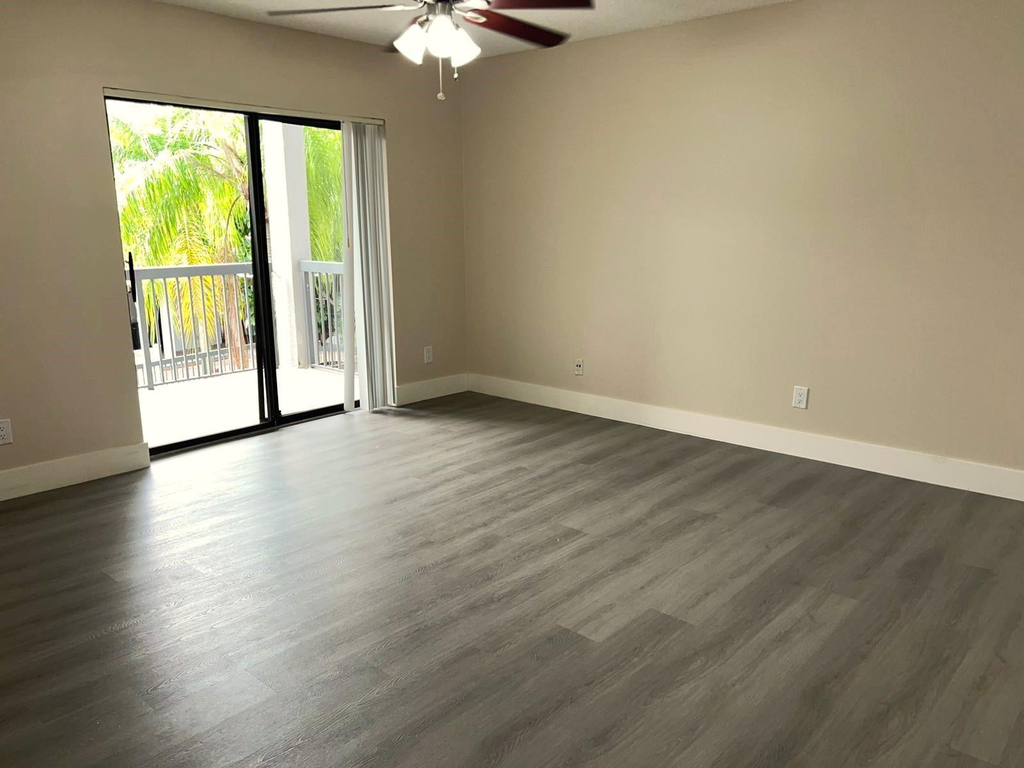 11241 W Atlantic Boulevard - Photo 4