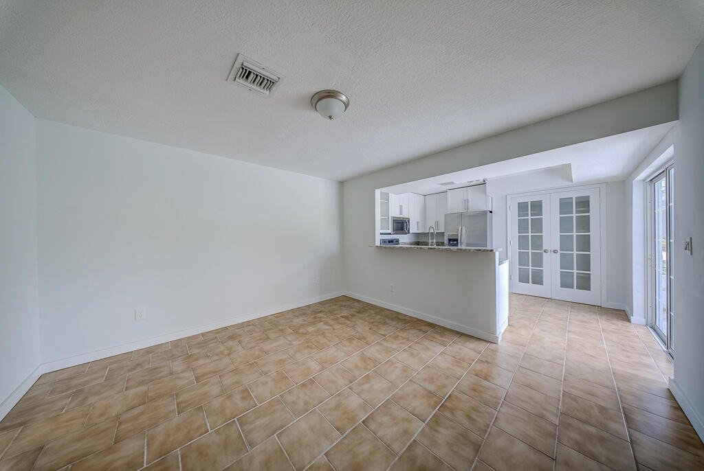 12037 Basin Street N - Photo 7