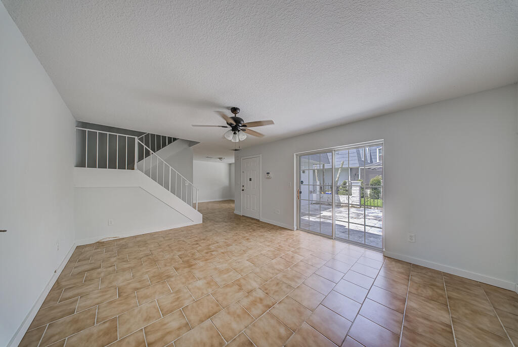 12037 Basin Street N - Photo 5