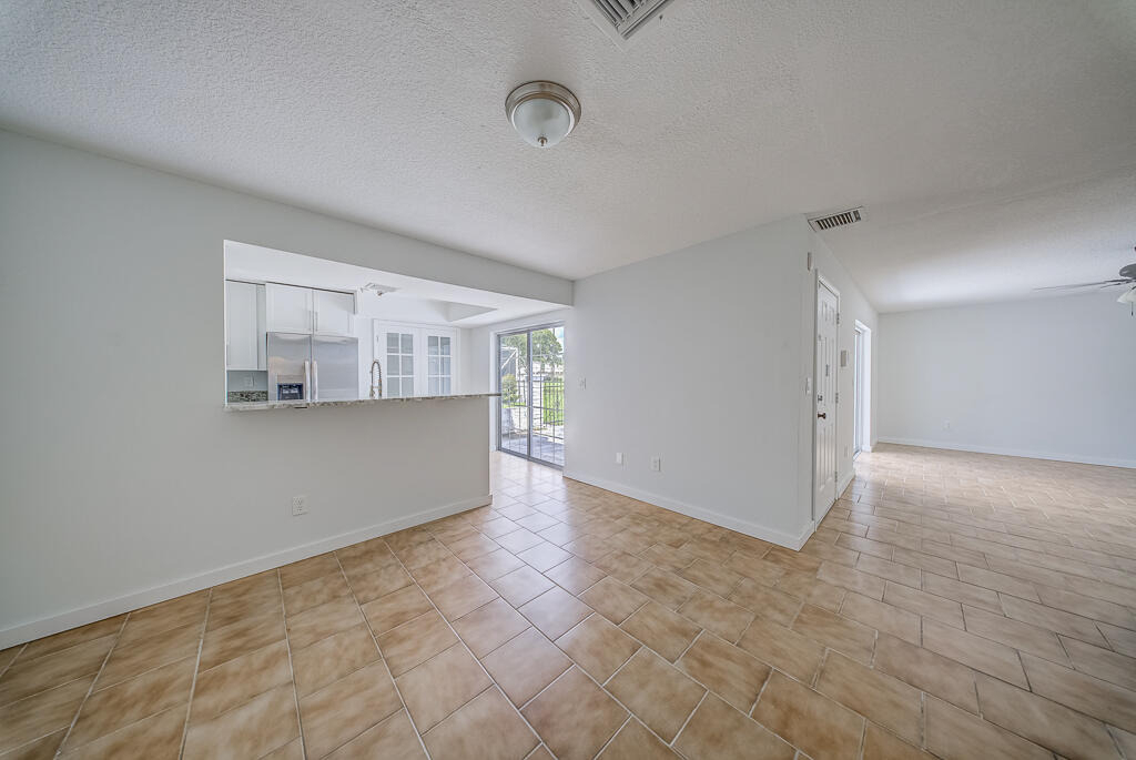 12037 Basin Street N - Photo 6