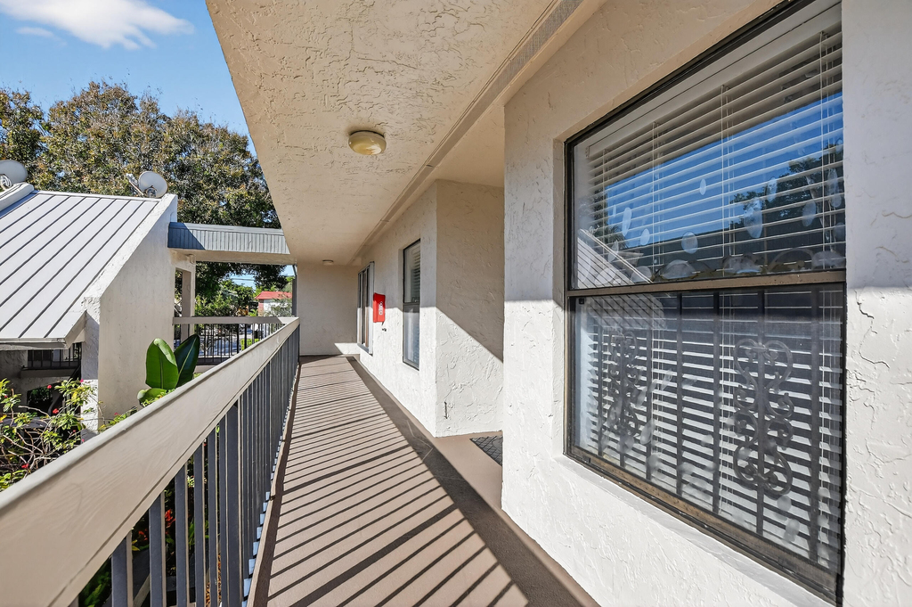 265 Se 10th Street - Photo 5