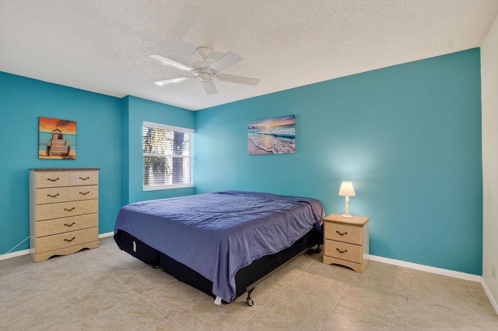 265 Se 10th Street - Photo 18