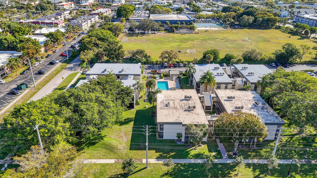 265 Se 10th Street - Photo 46