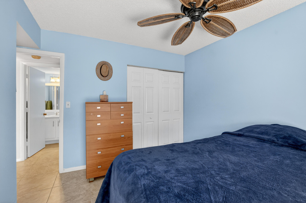 265 Se 10th Street - Photo 26