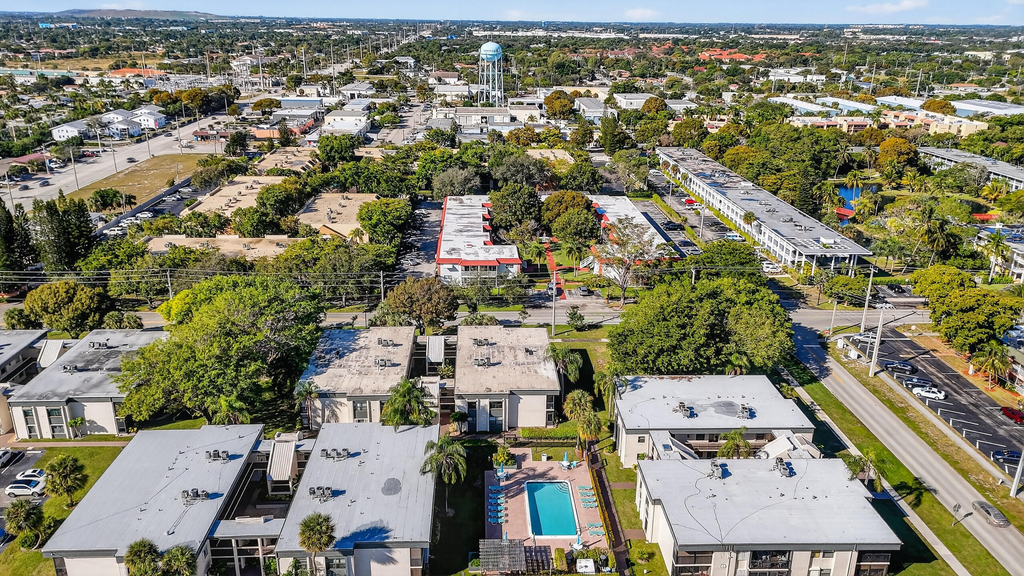 265 Se 10th Street - Photo 39