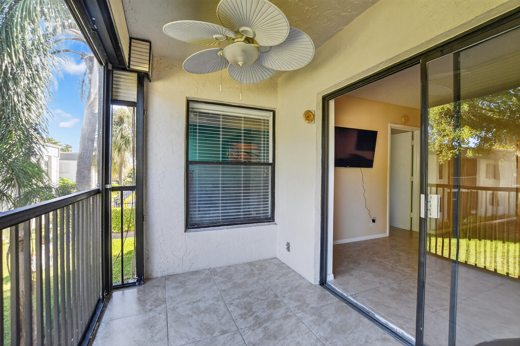 265 Se 10th Street - Photo 32