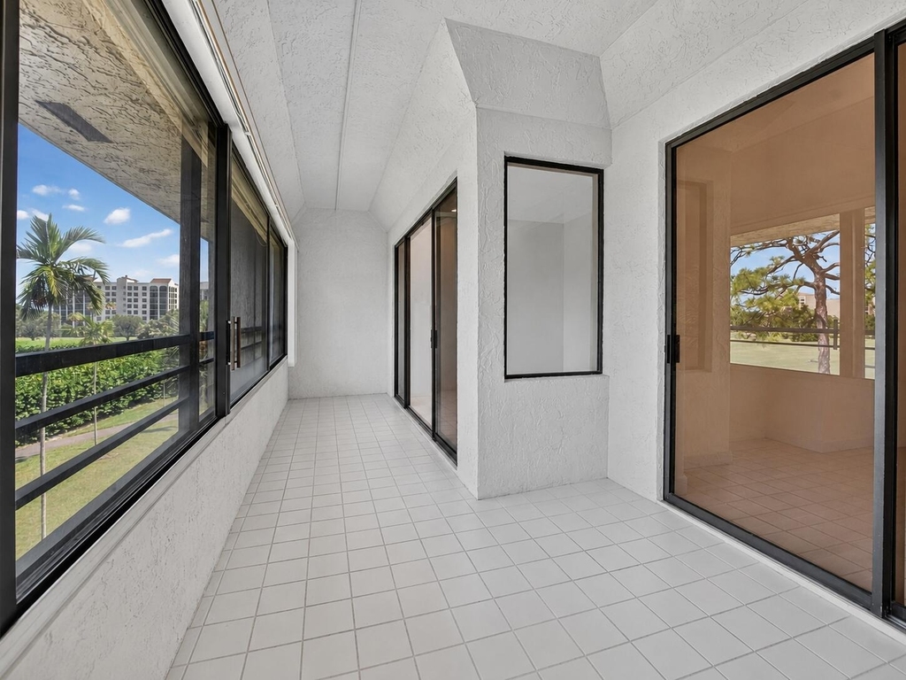 7460 La Paz Boulevard - Photo 11