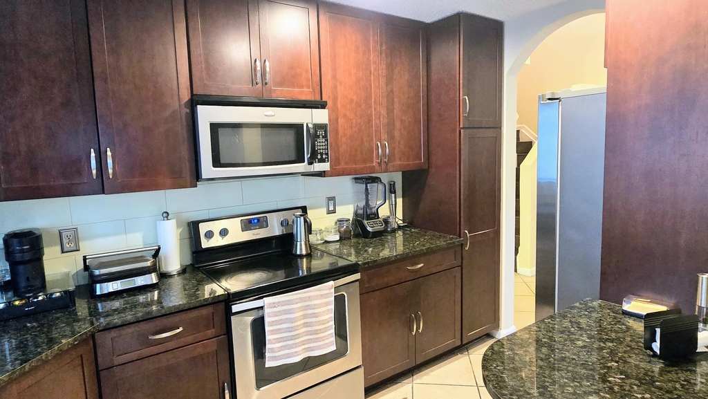 6241 Nw 74th Court - Photo 3