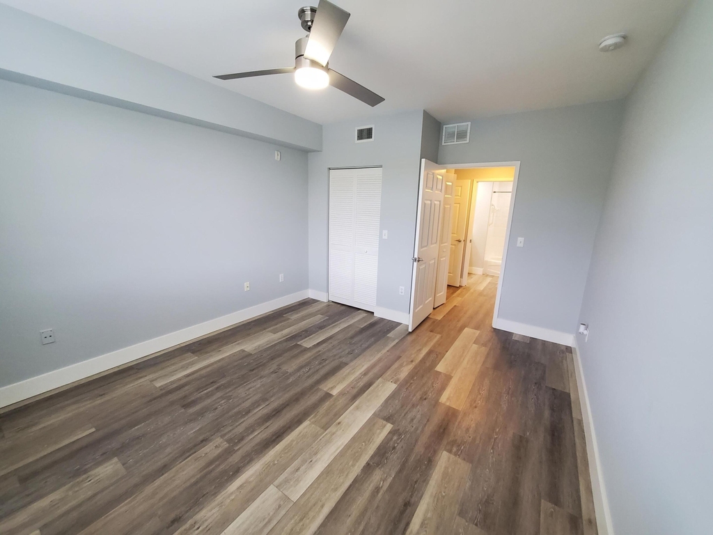 8070 N Nob Hill Road - Photo 20