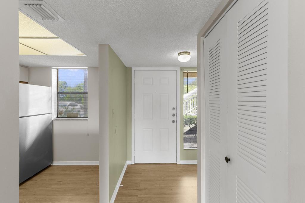 5200 Nw 31st Avenue - Photo 9