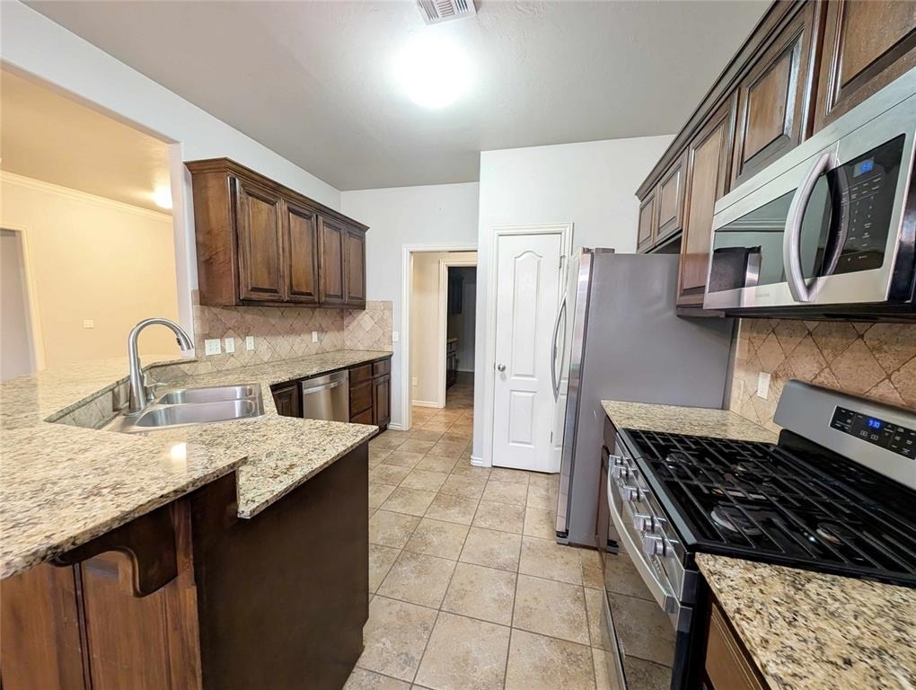19100 Canyon Creek Place - Photo 3