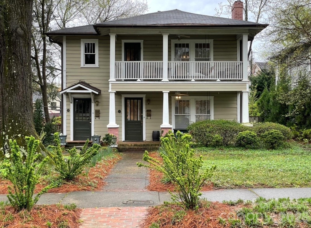 218 Circle Avenue - Photo 0