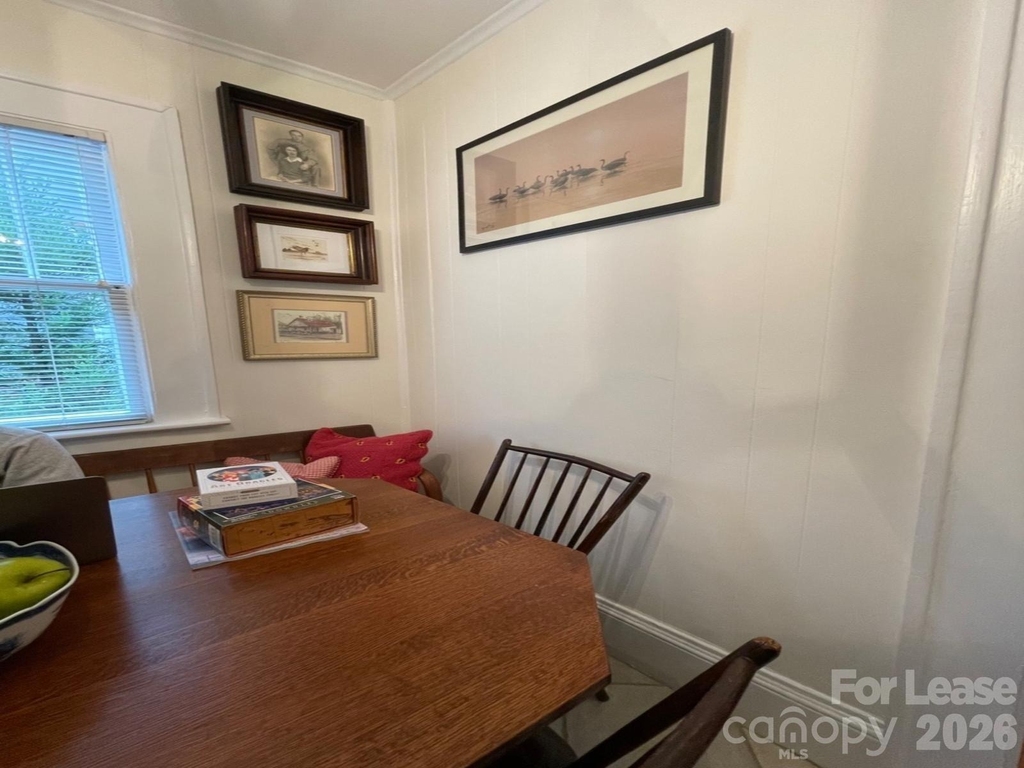 218 Circle Avenue - Photo 11