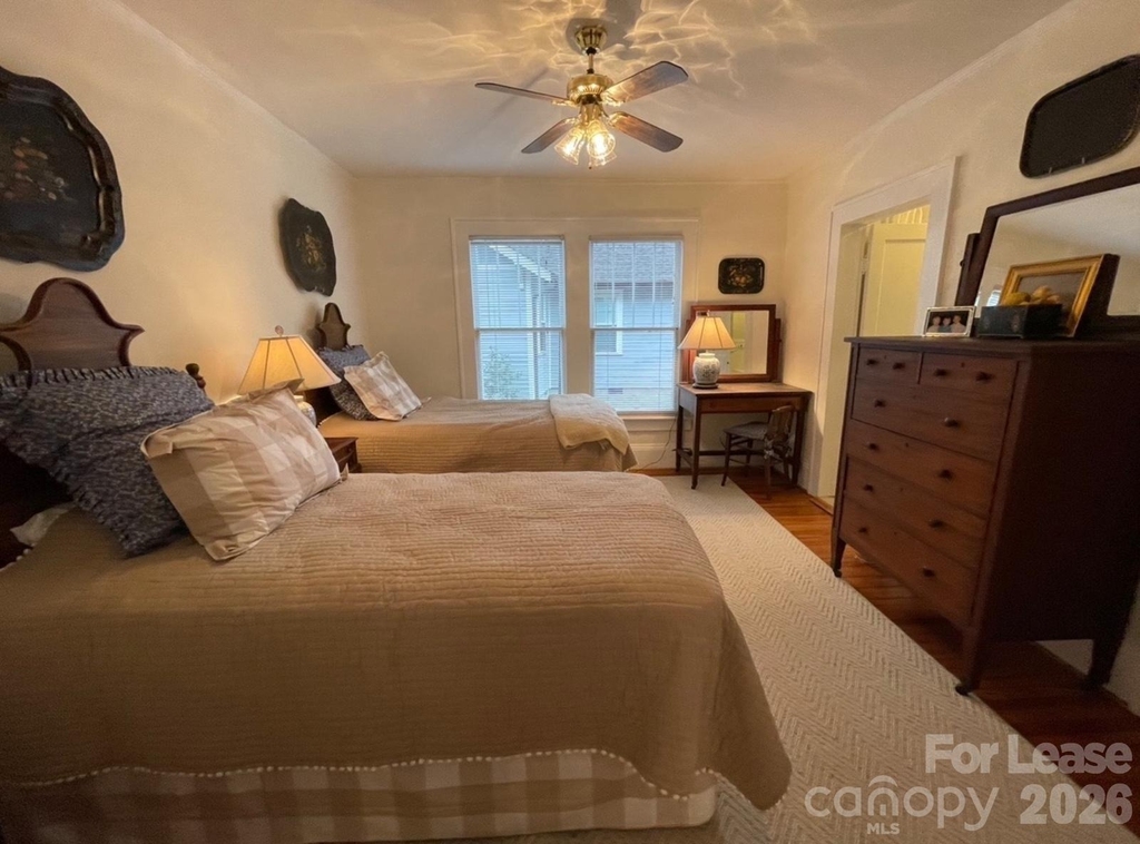 218 Circle Avenue - Photo 13