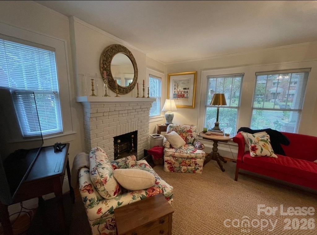 218 Circle Avenue - Photo 7