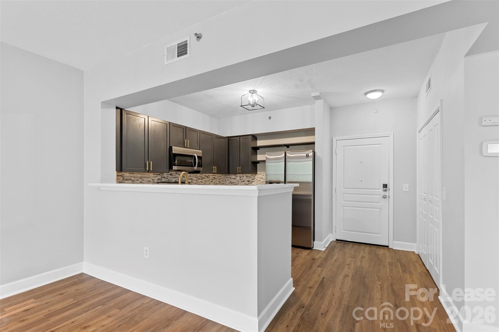 1315 East Boulevard - Photo 3